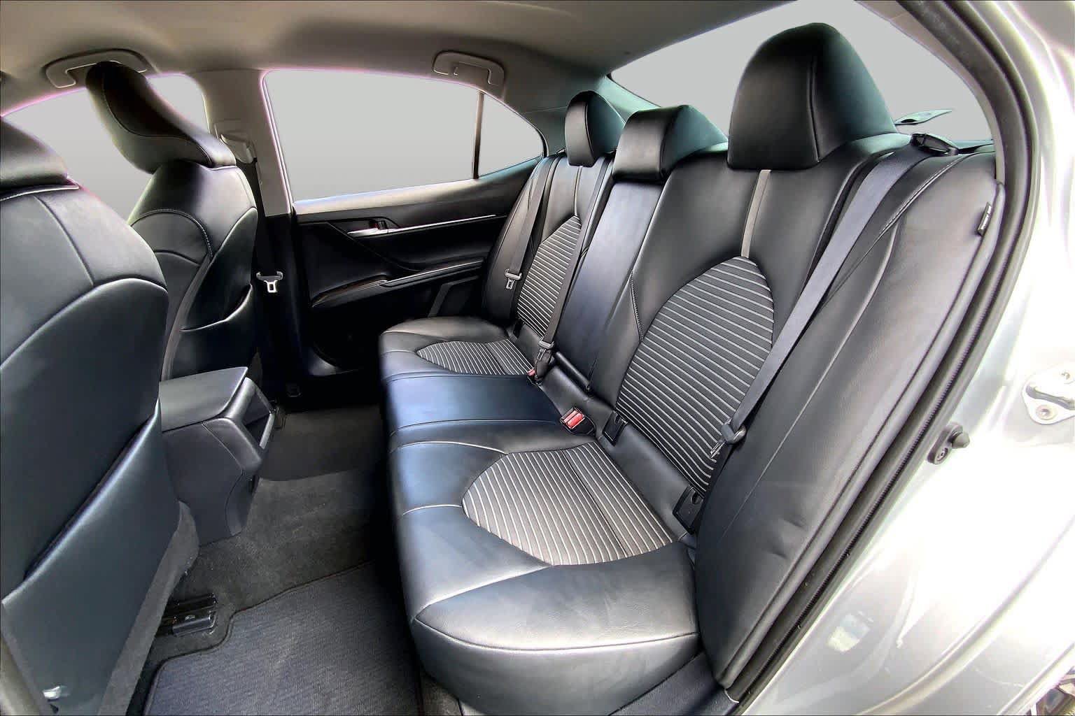 Used 2024 Toyota Camry SE FWD image 20
