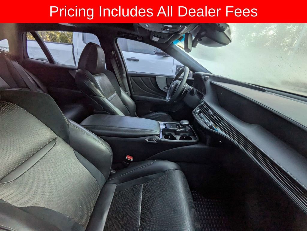 Used 2019 Lexus LS 500 F Sport w/ Accessory Package (Z2) RWD image 9