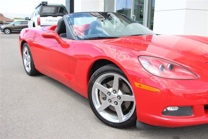 Used 2006 Chevrolet Corvette Convertible w/ Preferred Equipment Group RWD image 9