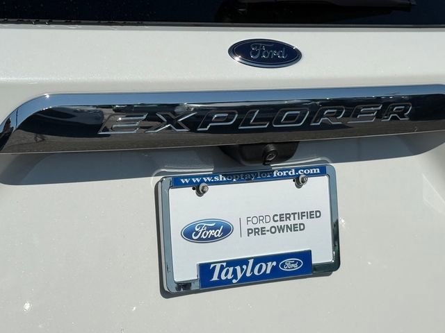 Certified 2020 Ford Explorer XLT w/ Equipment Group 202A AWD/4WD image 30
