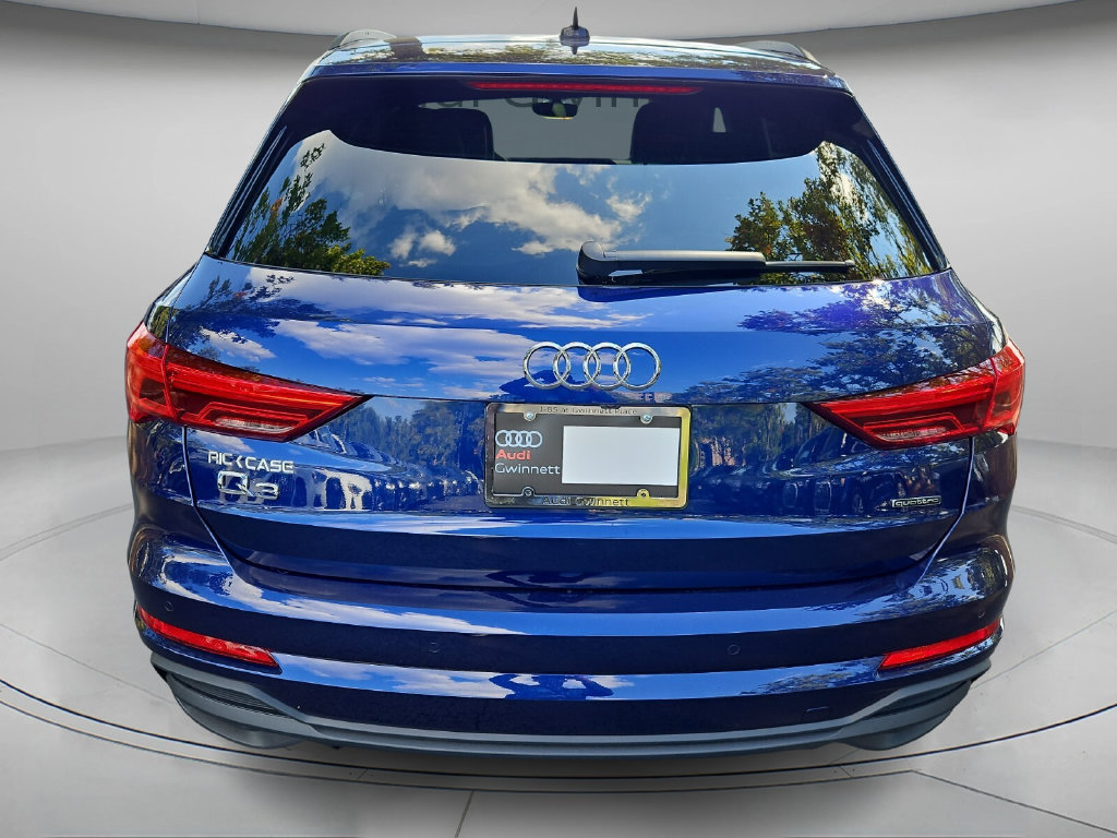 Used 2025 Audi Q3 2.0T Premium w/ Convenience Plus Package AWD/4WD image 4