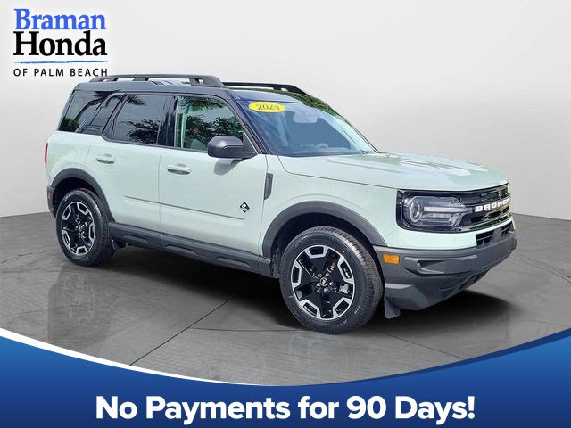 Used 2024 Ford Bronco Sport Outer Banks w/ Tech Package image 1