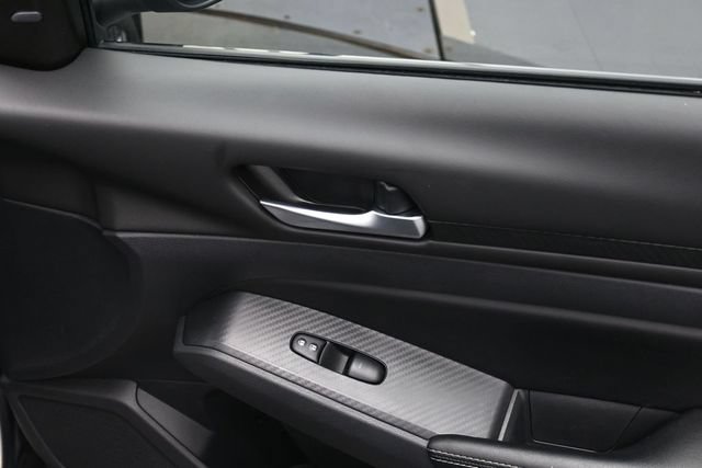 Used 2025 Nissan Altima 2.5 SV AWD/4WD image 37