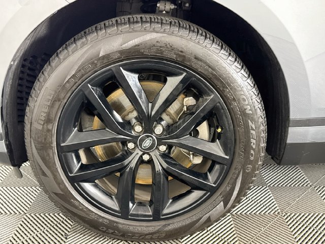 Used 2026 Land Rover Range Rover Velar S AWD/4WD image 35