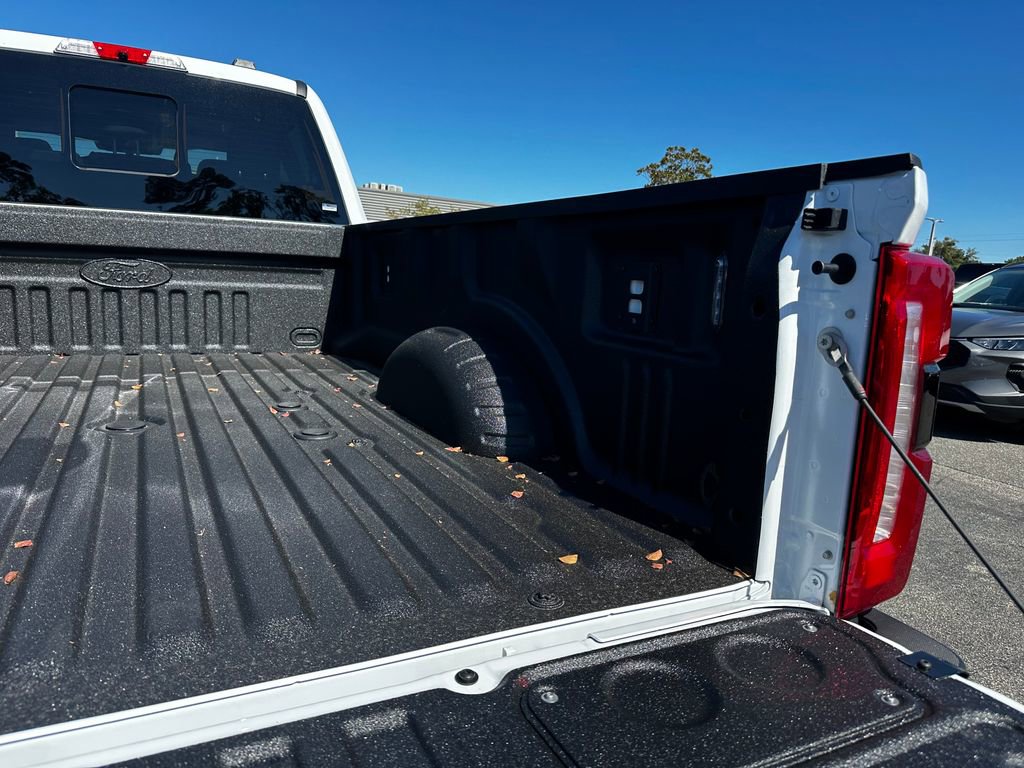 New 2026 Ford F350 Lariat w/ Black Appearance Package image 50