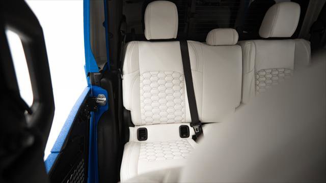 Used 2021 Jeep Gladiator Sport image 19