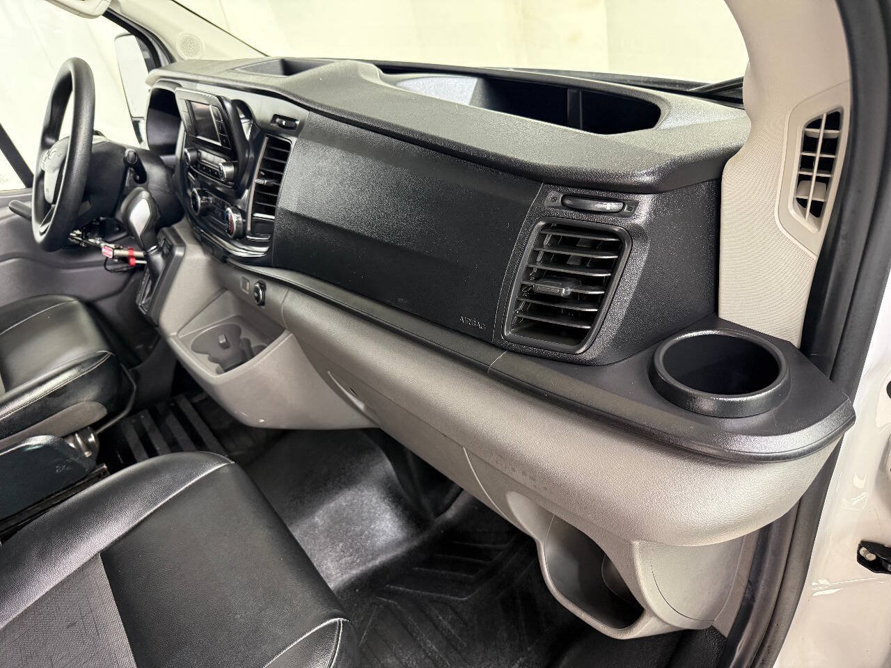 Used 2020 Ford Transit 250 Medium Roof RWD image 30