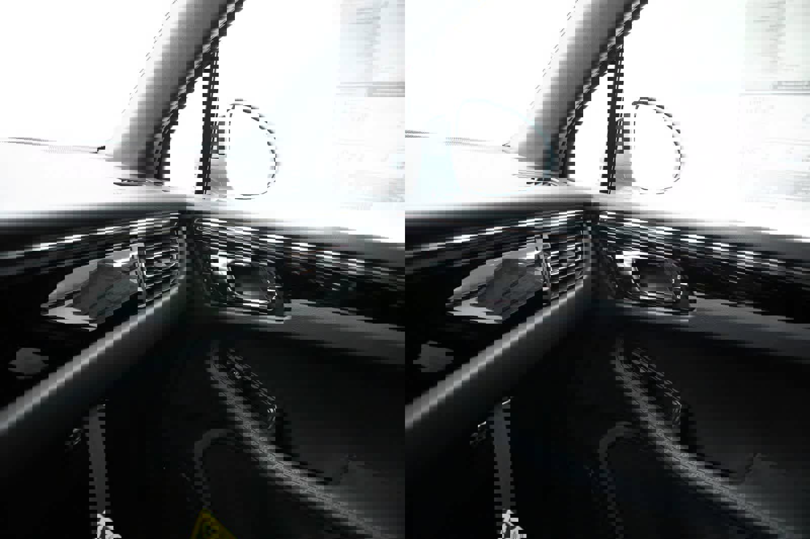 Certified 2026 Porsche Macan image 30