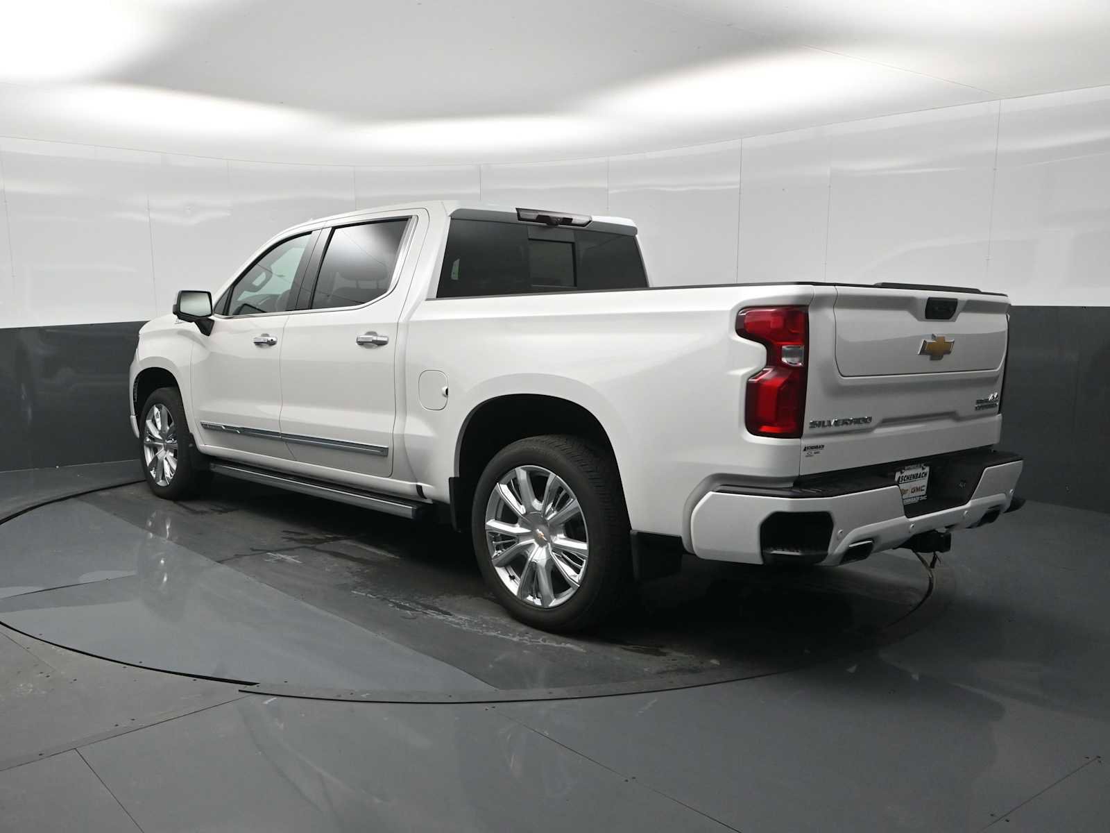 Used 2024 Chevrolet Silverado 1500 High Country image 7