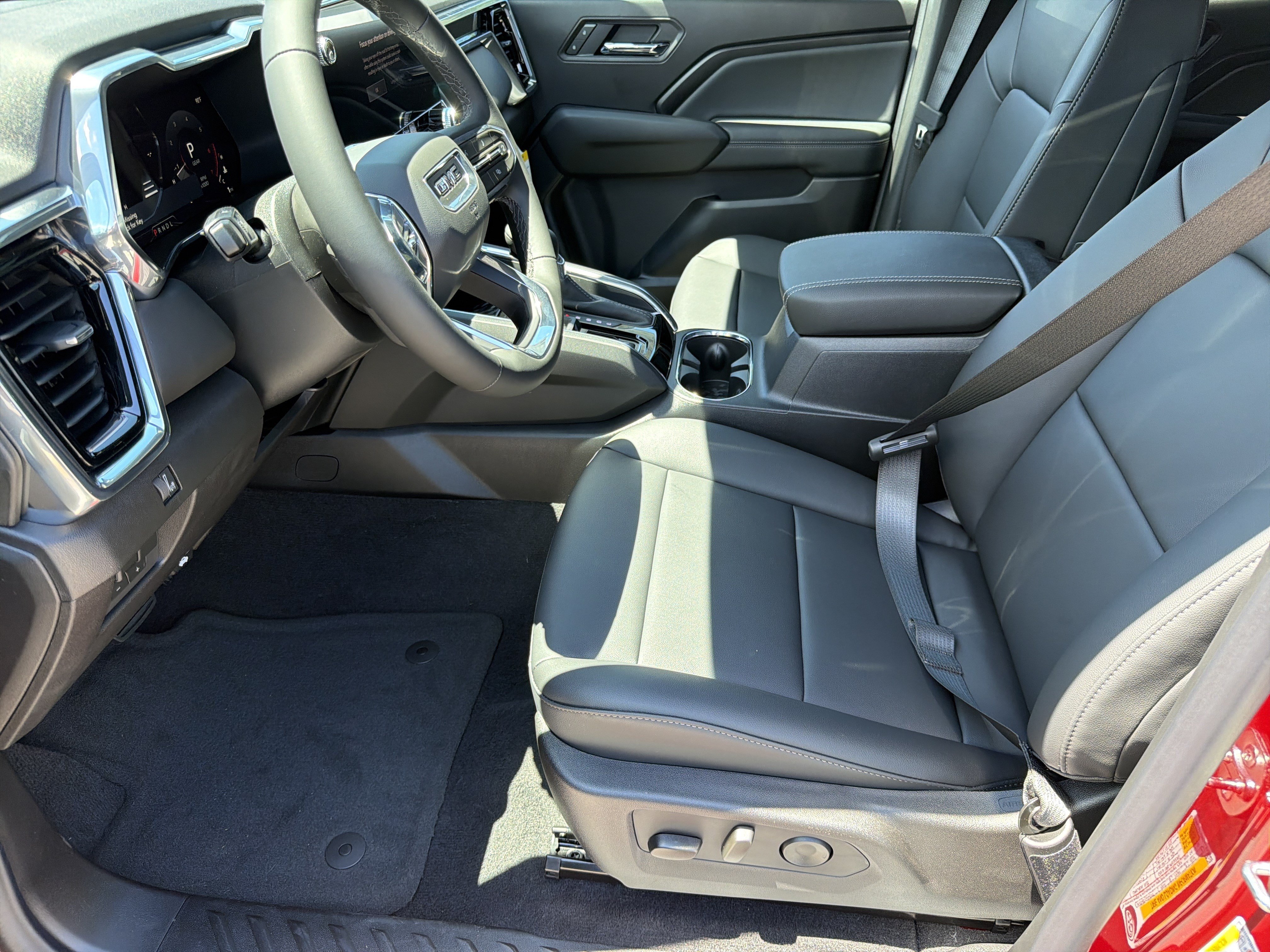New 2026 GMC Canyon Elevation w/ Convenience Package RWD image 10
