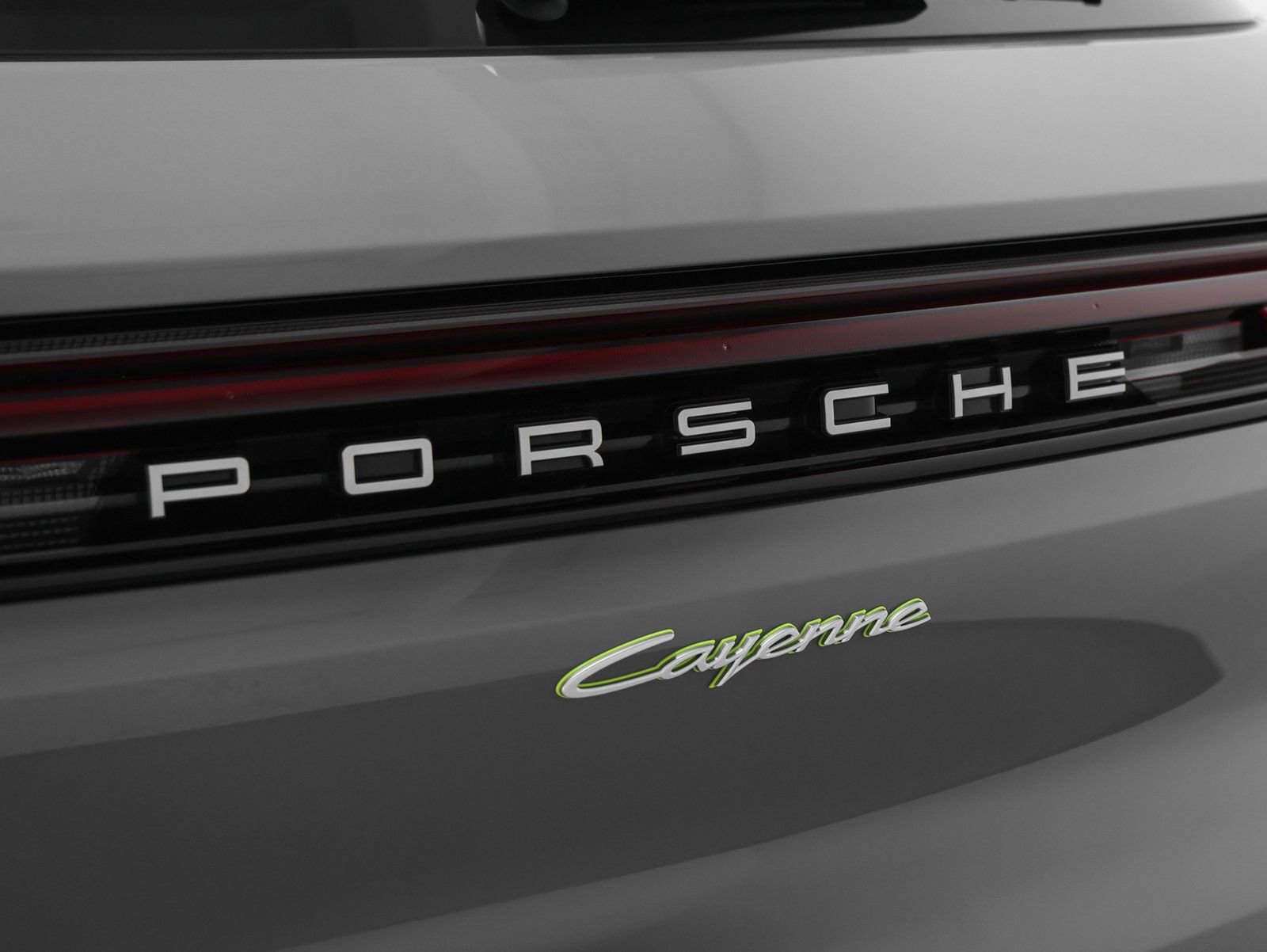Certified 2025 Porsche Cayenne E-Hybrid image 20