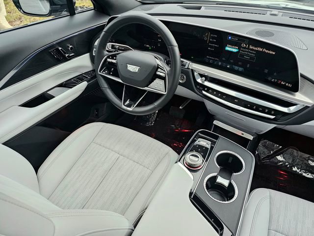 Used 2024 Cadillac Lyriq Luxury w/ LPO, Floor Liner Package image 28