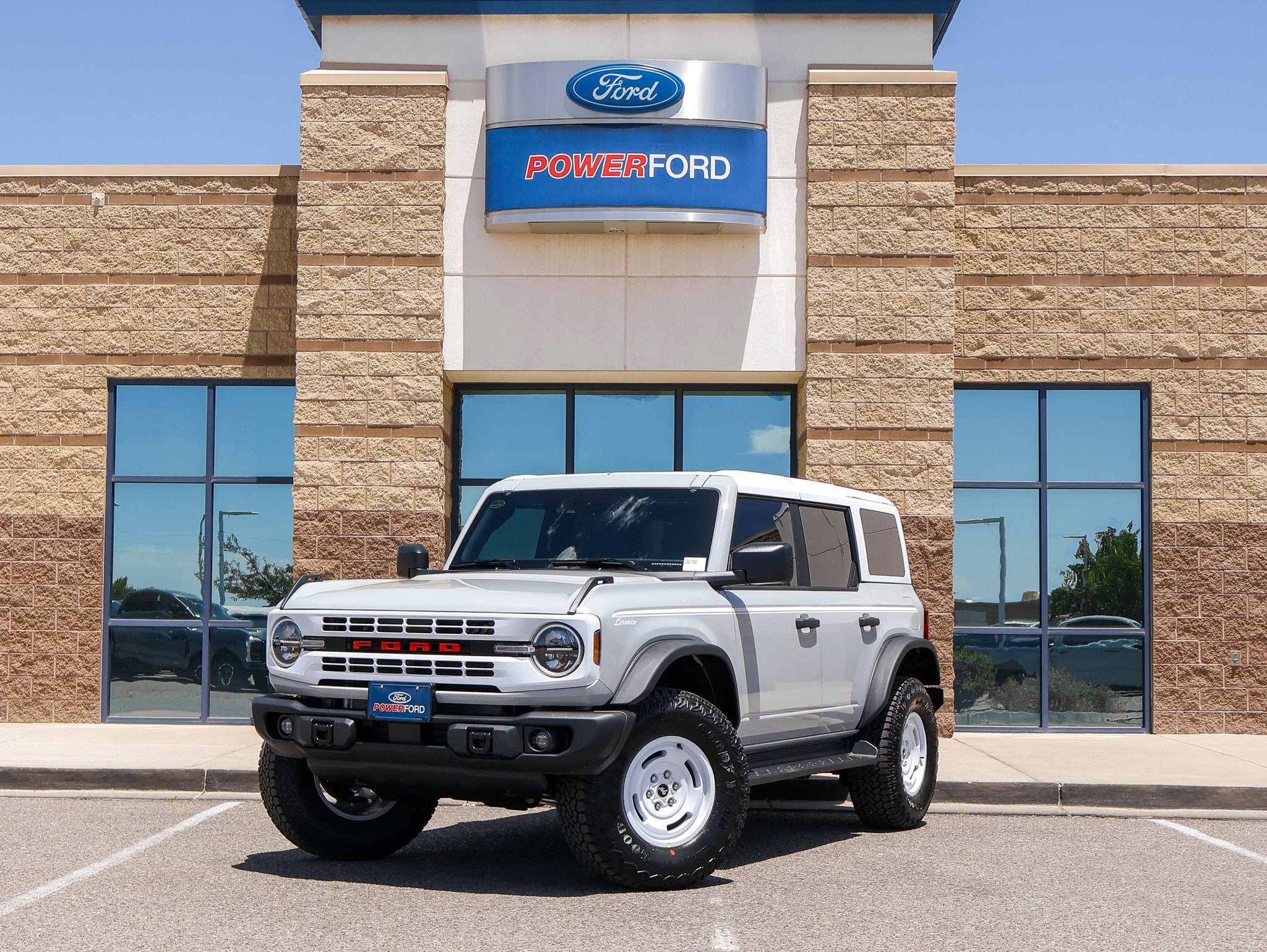 New 2026 Ford Bronco Heritage Edition AWD/4WD image 2