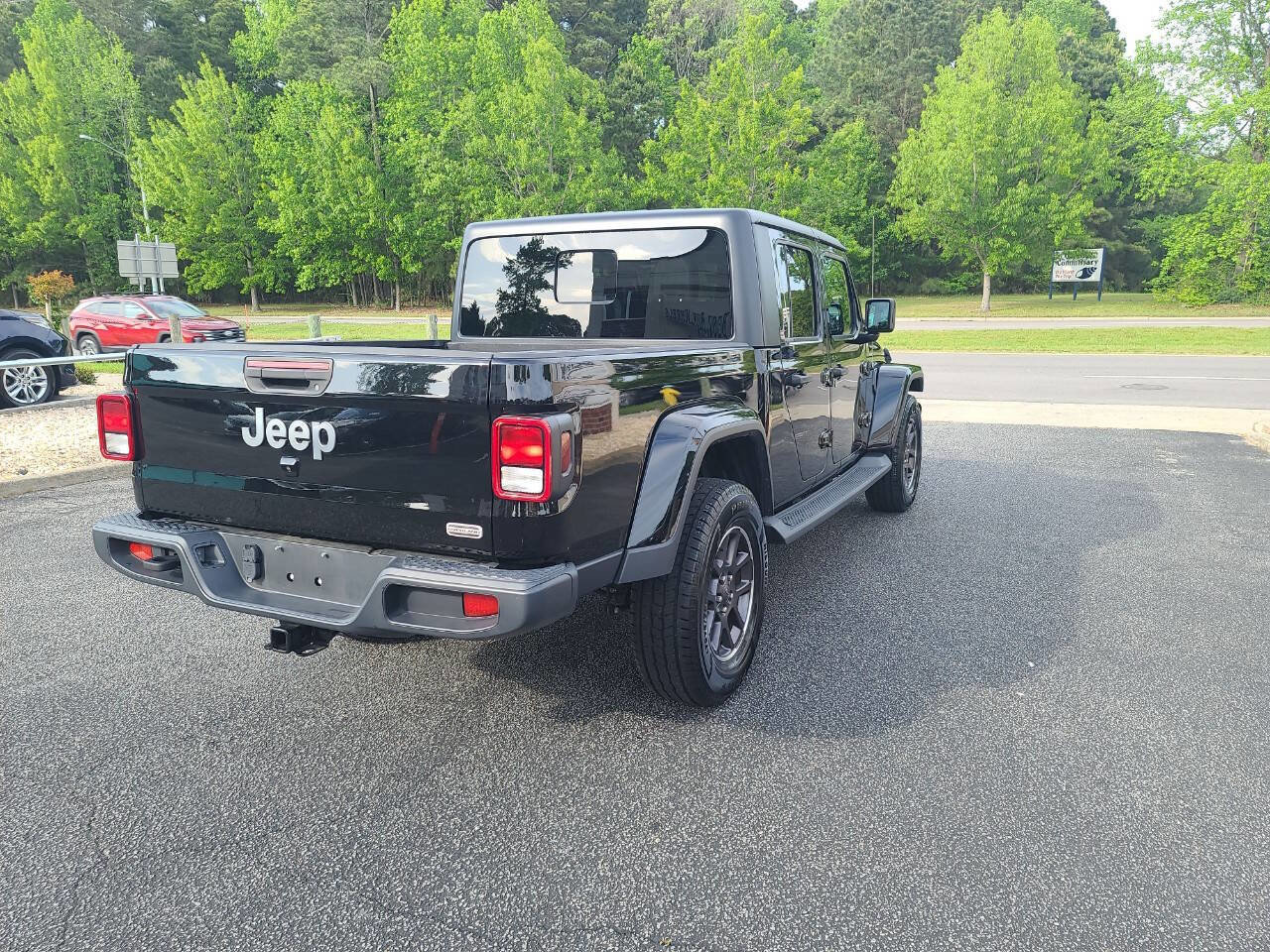 Used 2021 Jeep Gladiator Overland w/ Popular Equipment Package image 7