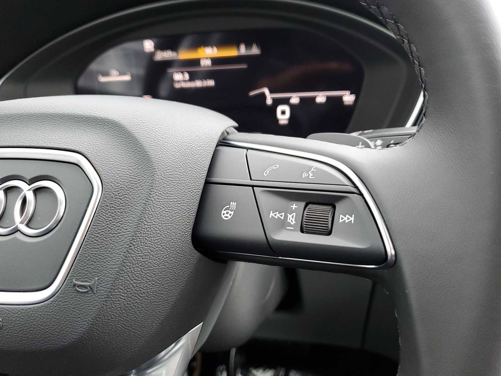 Certified 2023 Audi Q5 2.0T Prestige w/ Prestige Package image 23