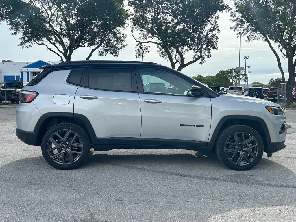 New 2025 Jeep Compass Limited w/ Sun & Sound Group video 3