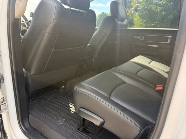 Used 2018 RAM 3500 Laramie w/ Convenience Group AWD/4WD image 19