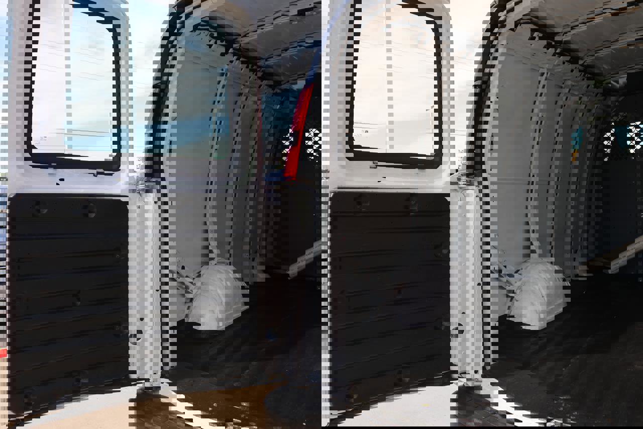 Used 2017 Chevrolet Express 2500 image 13