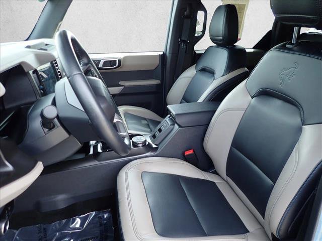 Used 2023 Ford Bronco Wildtrak image 10