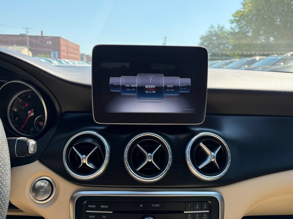 Used 2019 Mercedes-Benz CLA 250 image 21