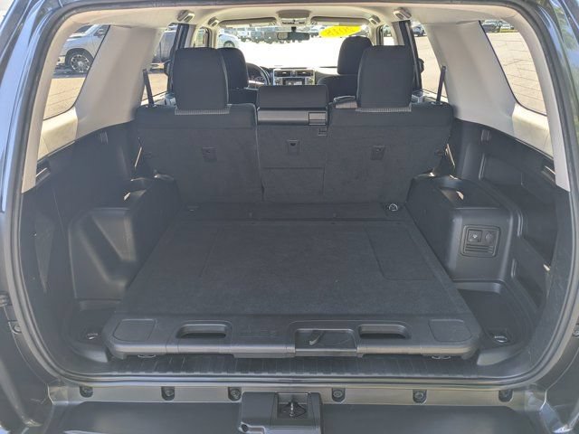 Used 2018 Toyota 4Runner SR5 RWD image 16
