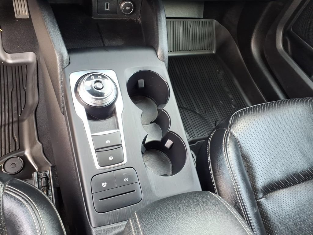Used 2020 Ford Escape SEL AWD/4WD image 21