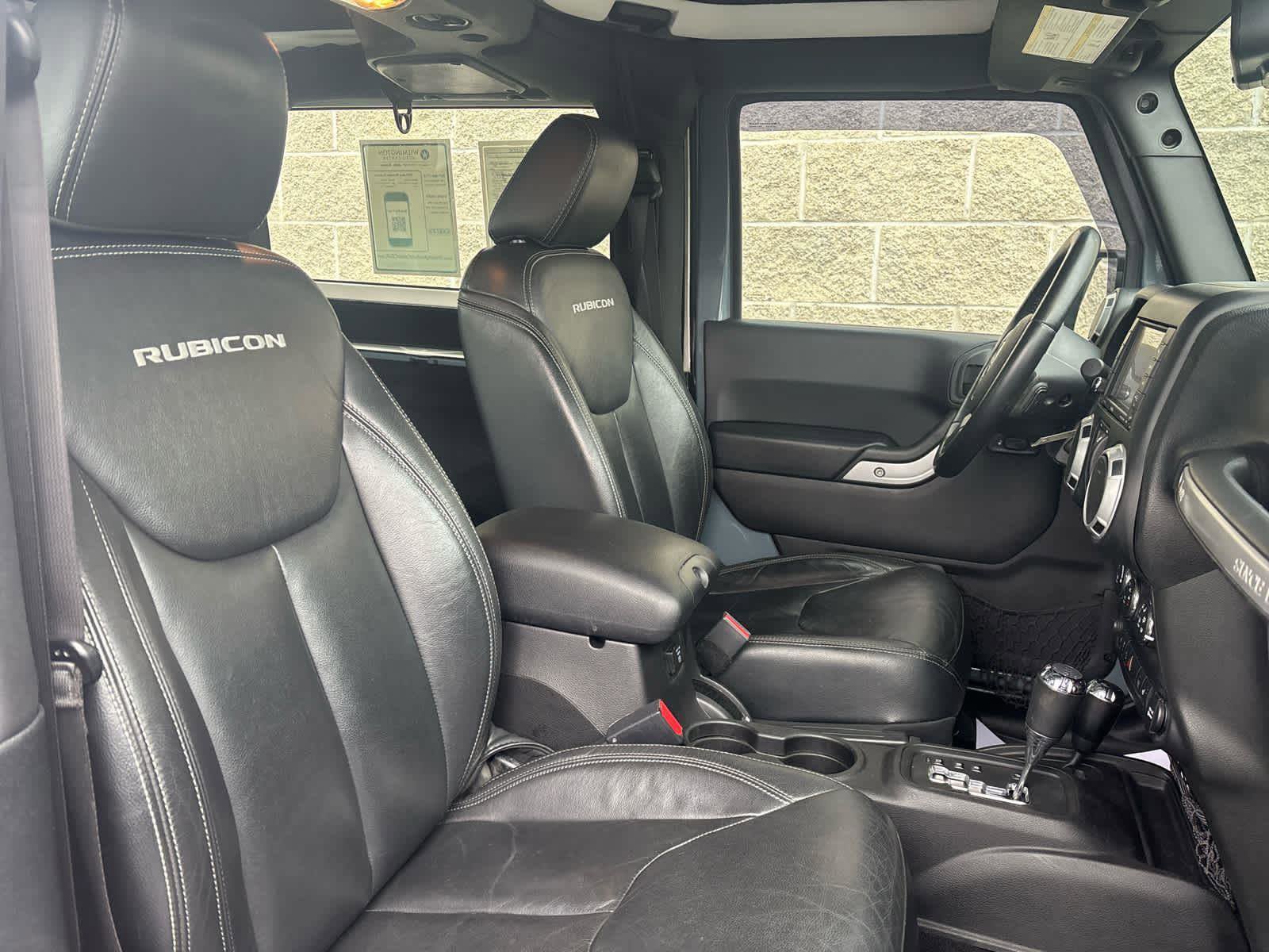 Used 2015 Jeep Wrangler Rubicon w/ Dual Top Group image 32