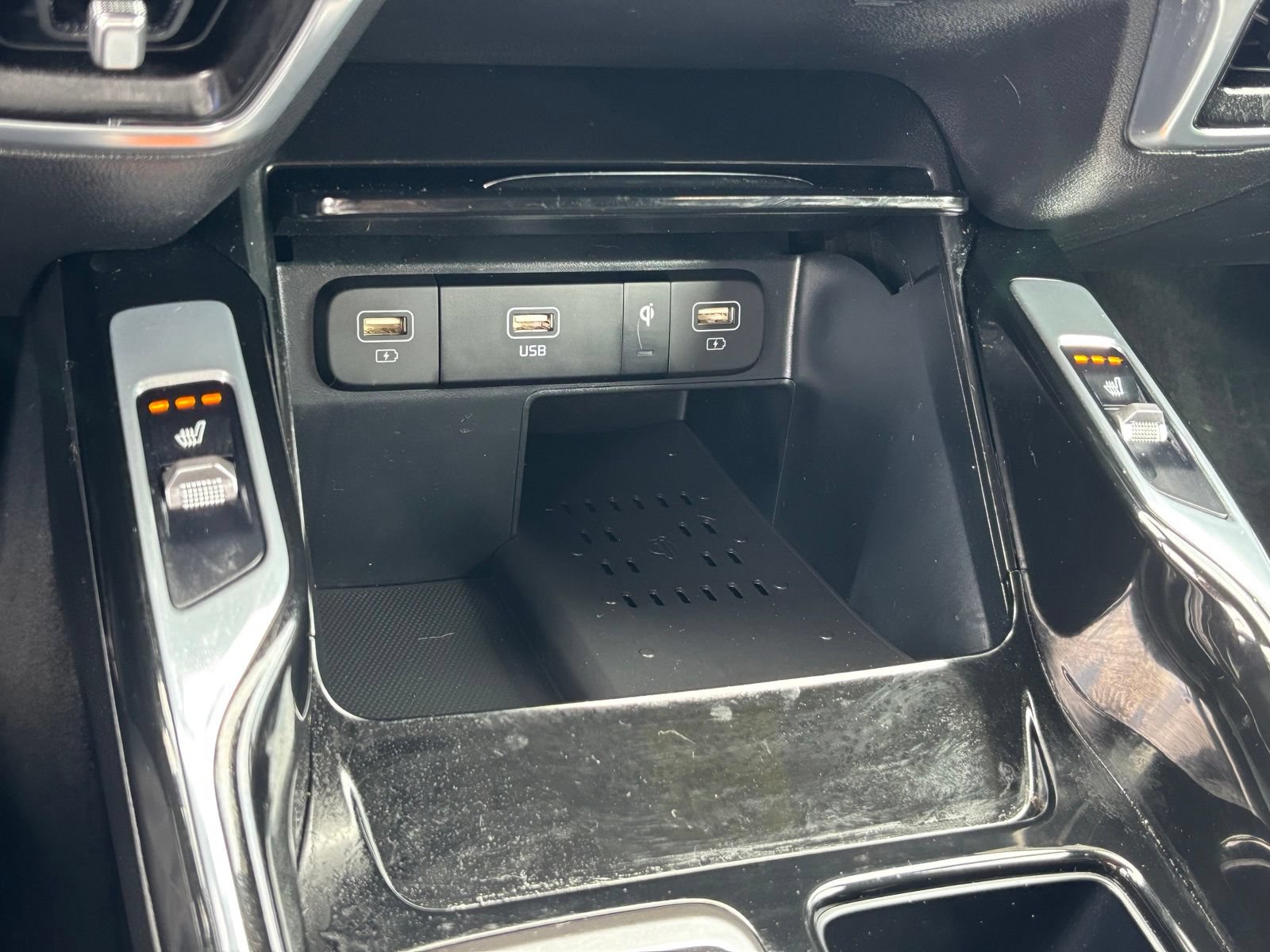 Used 2022 Kia Sorento SX FWD image 26