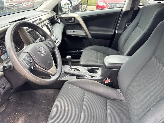 Used 2015 Toyota RAV4 LE AWD/4WD image 12