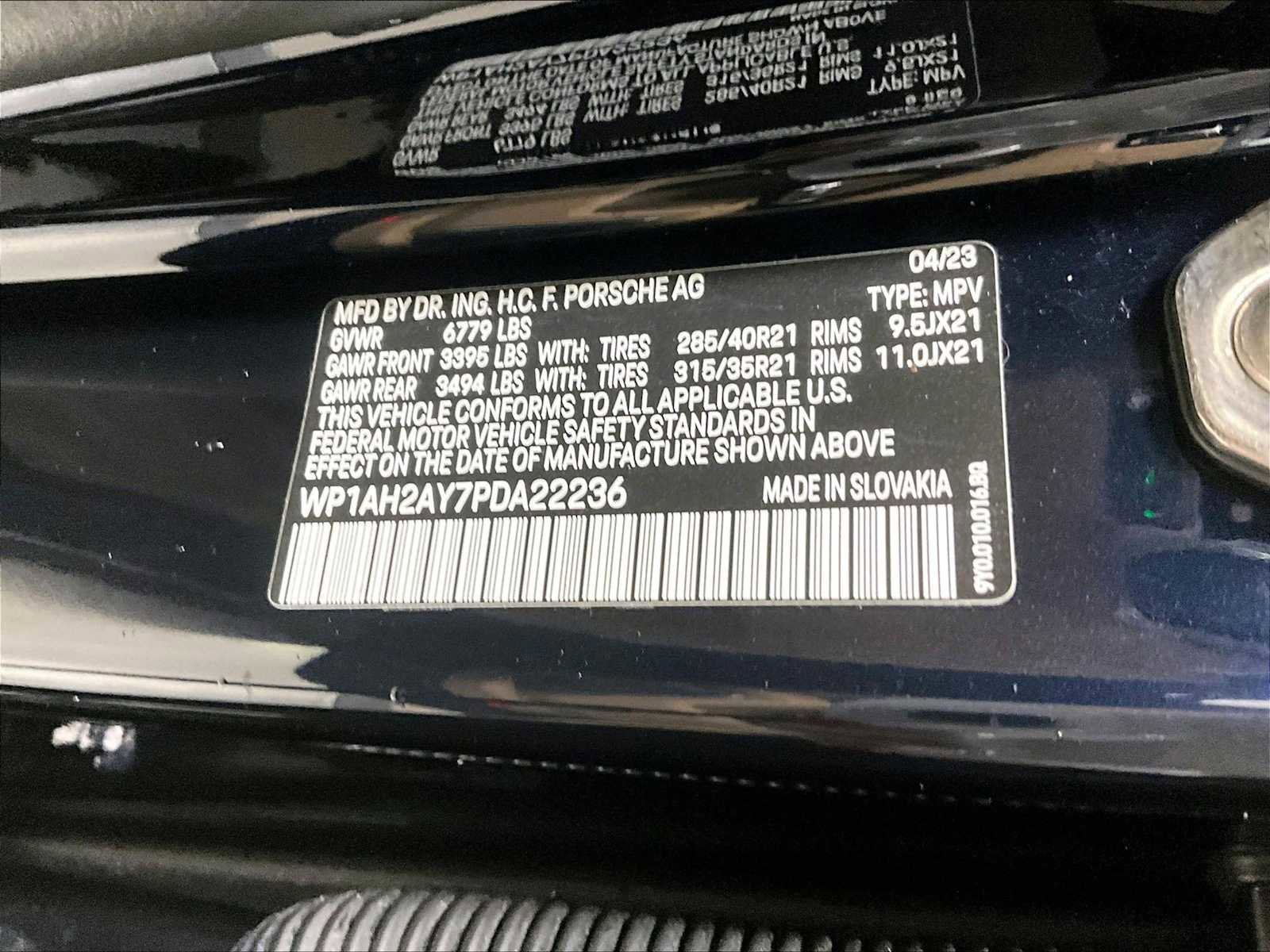 Used 2023 Porsche Cayenne Turbo S image 36