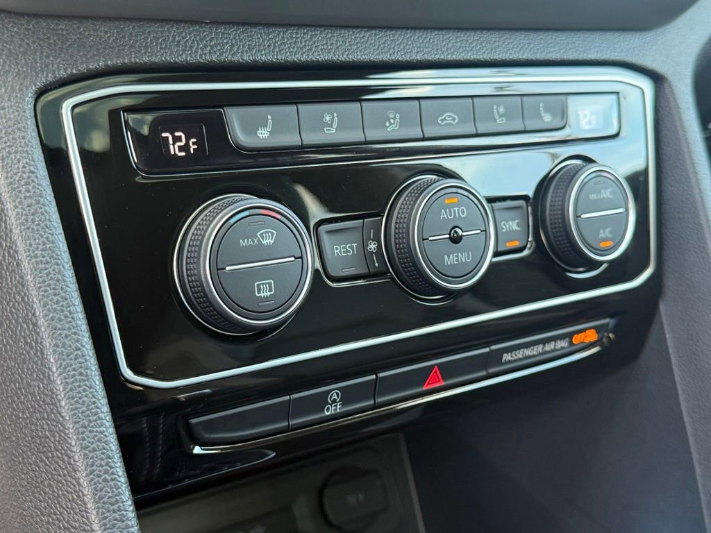 Used 2022 Volkswagen Atlas SEL Premium image 28