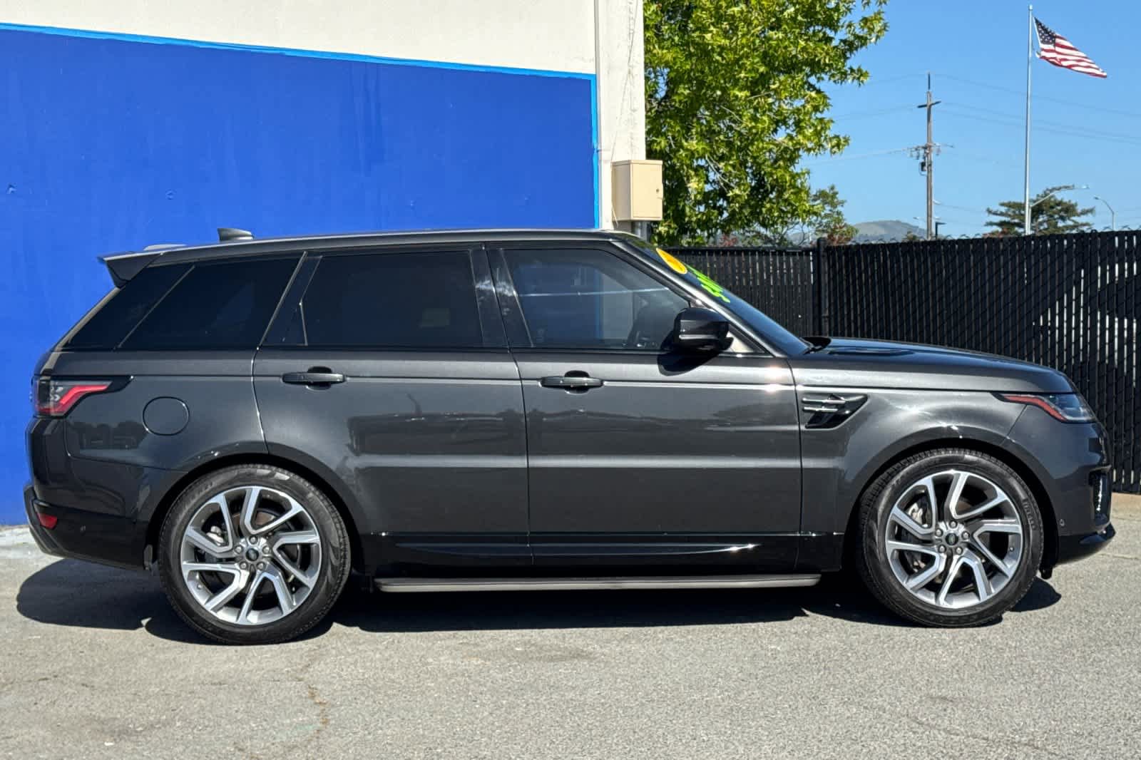 Used 2021 Land Rover Range Rover Sport HSE Silver Edition AWD/4WD image 2