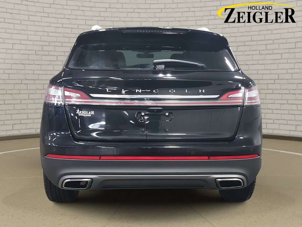 Used 2022 Lincoln Nautilus Reserve image 6