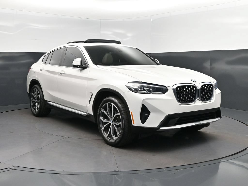 Used 2022 BMW X4 xDrive30i w/ Premium Package AWD/4WD image 9