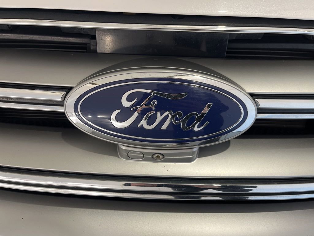 Used 2015 Ford Edge Titanium w/ Equipment Group 302A image 35