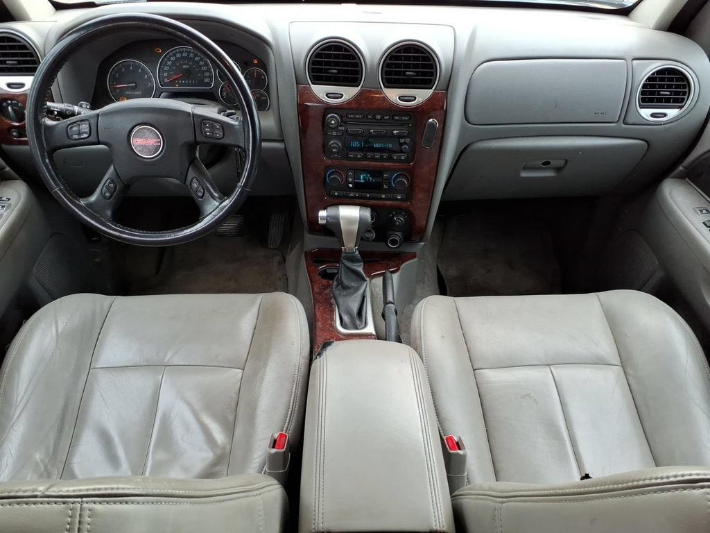 Used 2009 GMC Envoy SLT w/ Sun And 6-Disc Cd Package AWD/4WD image 9