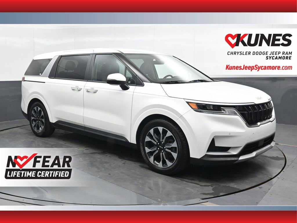 Used 2024 Kia Carnival EX