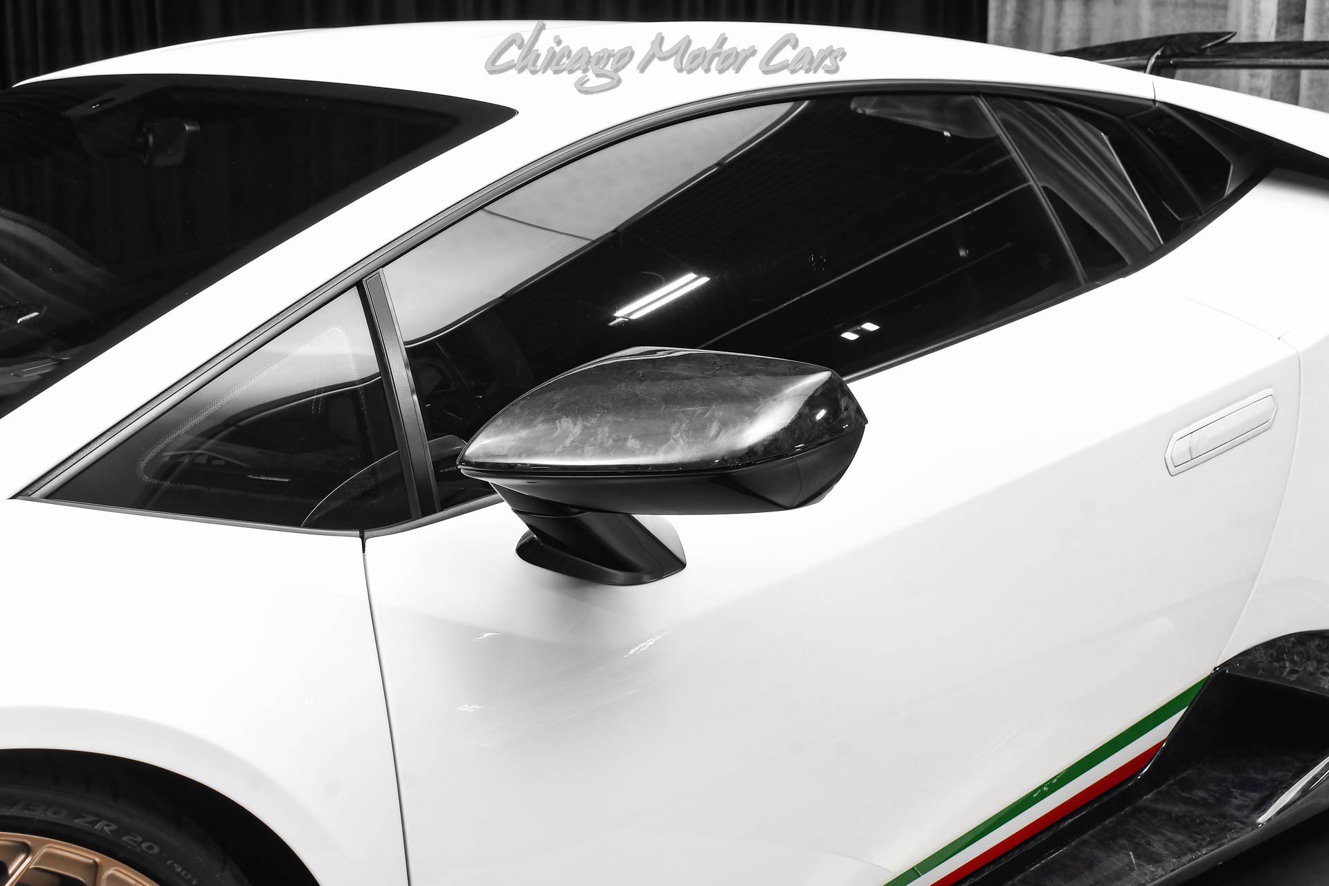 Used 2018 Lamborghini Huracan Performante image 28