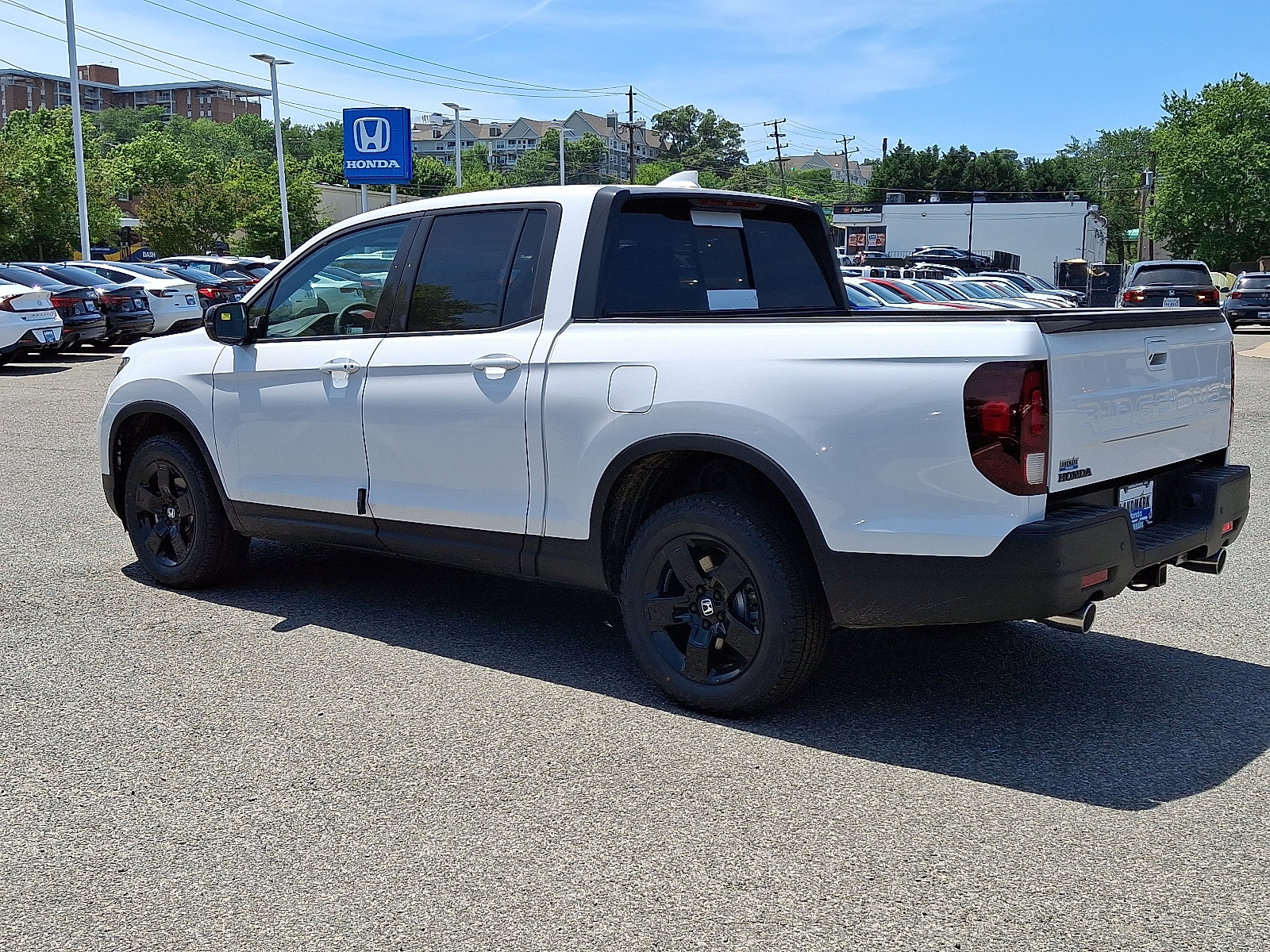 New 2026 Honda Ridgeline Black Edition image 4