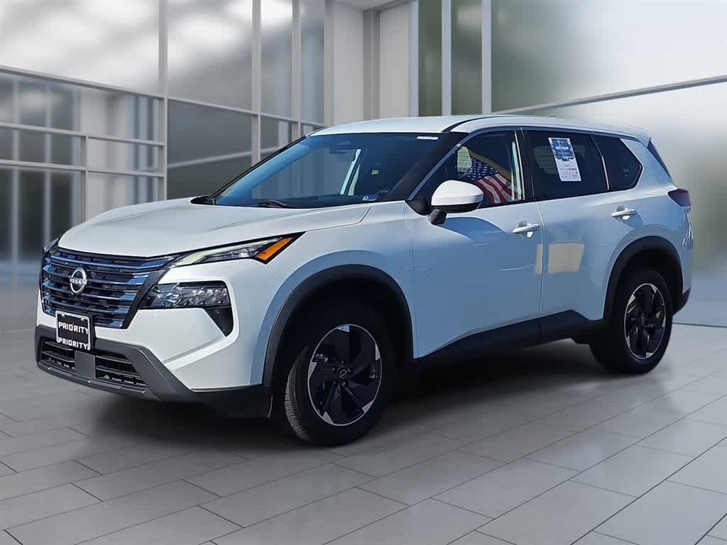 Used 2024 Nissan Rogue SV