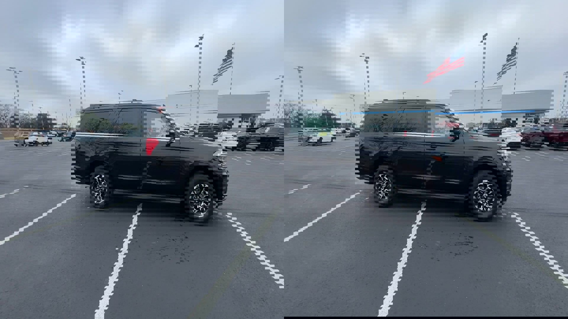 Used 2024 Ford Expedition Max XLT video 2