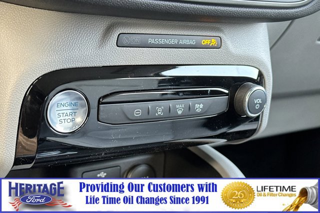 New 2025 Ford Escape SE w/ Class II Trailer Tow Package image 18