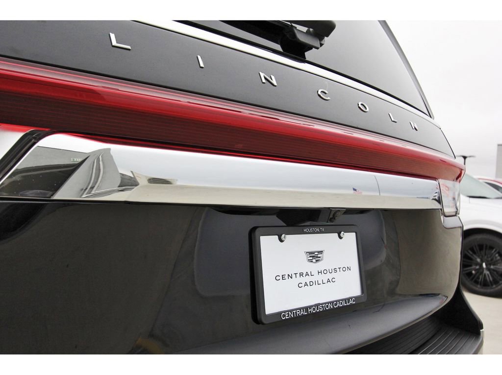 Used 2022 Lincoln Navigator L Reserve image 29