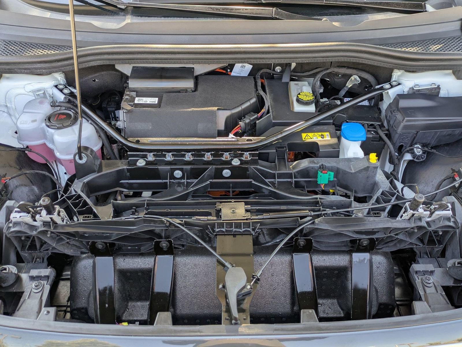 Used 2024 Audi Q4 e-tron Premium Plus image 23