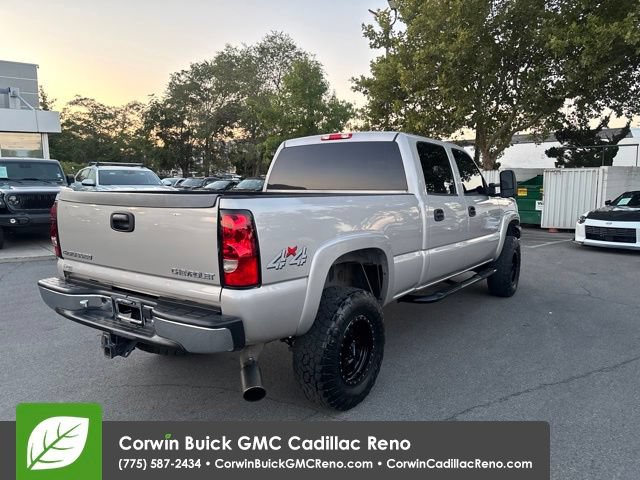 Used 2005 Chevrolet Silverado 2500 LT w/ Heavy-Duty Power Package AWD/4WD image 8