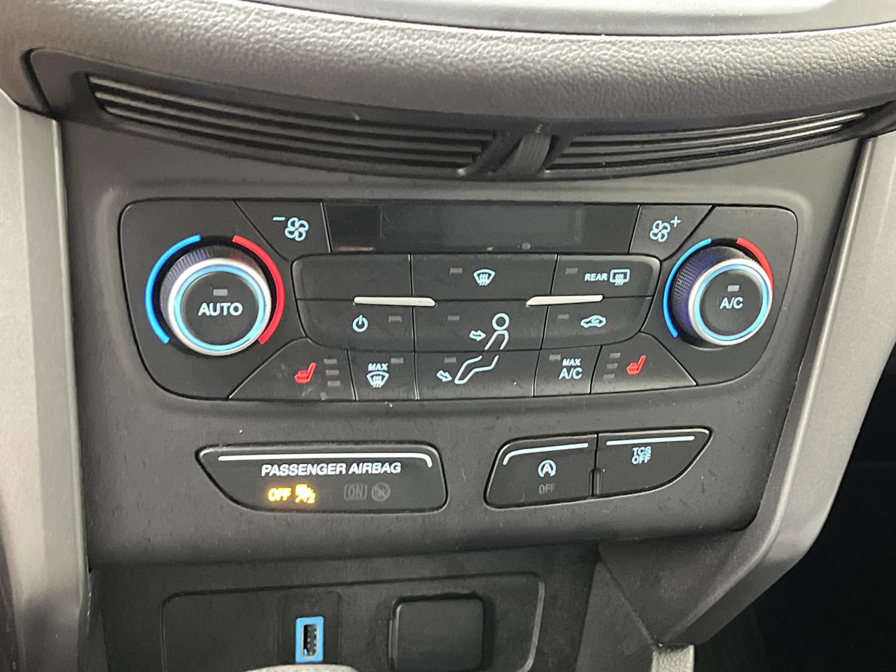 Used 2019 Ford Escape SE AWD/4WD image 20