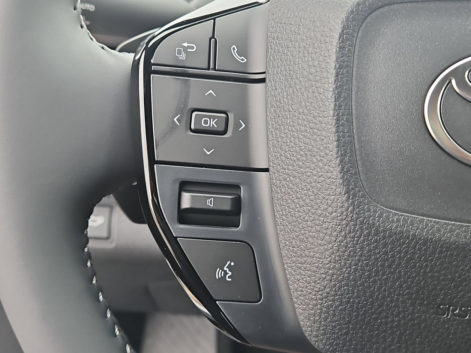 New 2026 Toyota C-HR AWD/4WD image 24