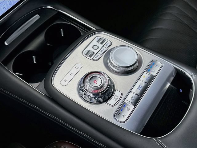 Used 2023 Genesis G90 3.5T AWD/4WD image 17