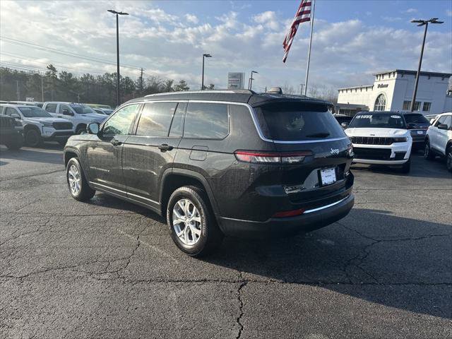 Certified 2023 Jeep Grand Cherokee L Limited w/ Trailer Tow Group (B) image 7