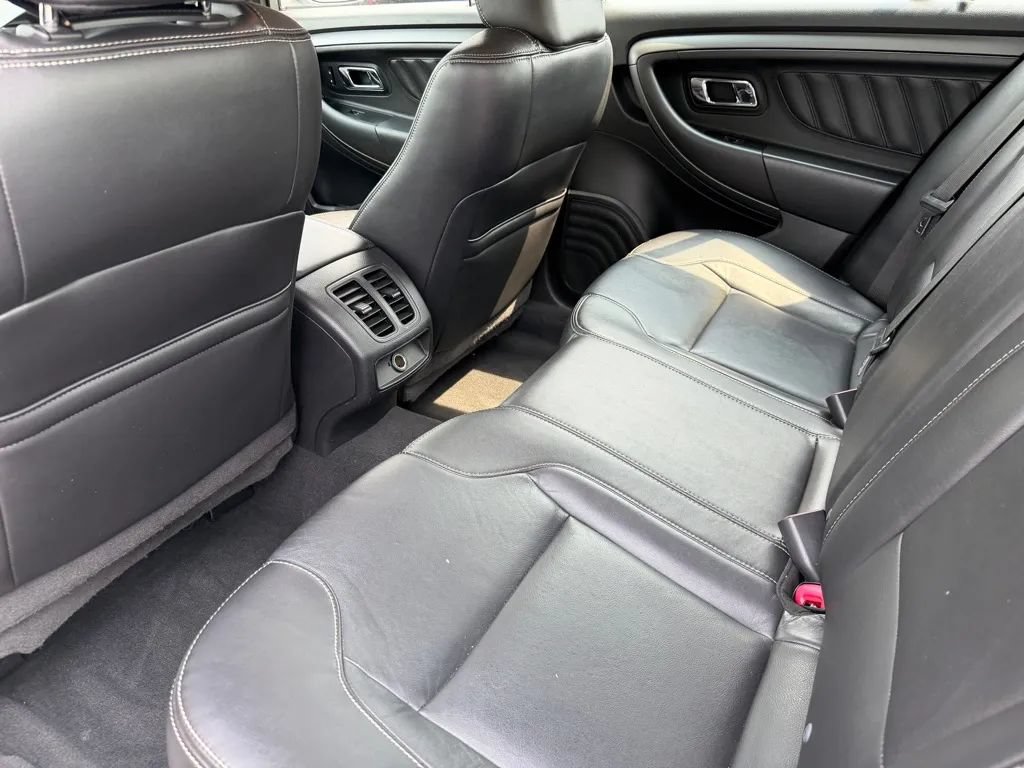 Used 2011 Ford Taurus SEL w/ 201A Rapid Spec Order Code FWD image 6
